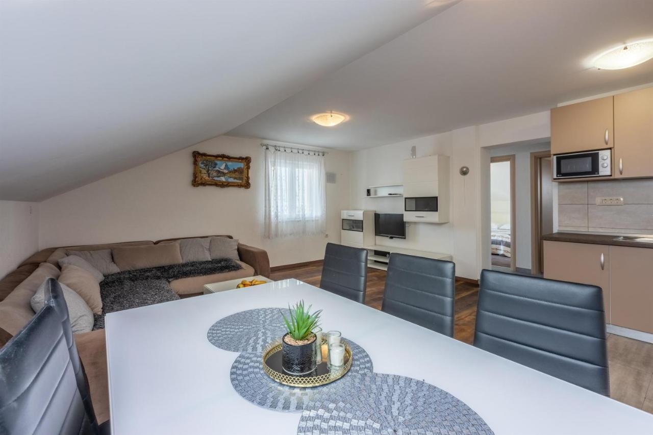Apartments Mirela Crikvenica Dış mekan fotoğraf